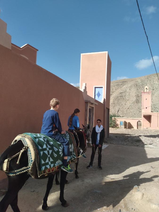 Berbere De La Montagne Hotel Imdiazene Buitenkant foto