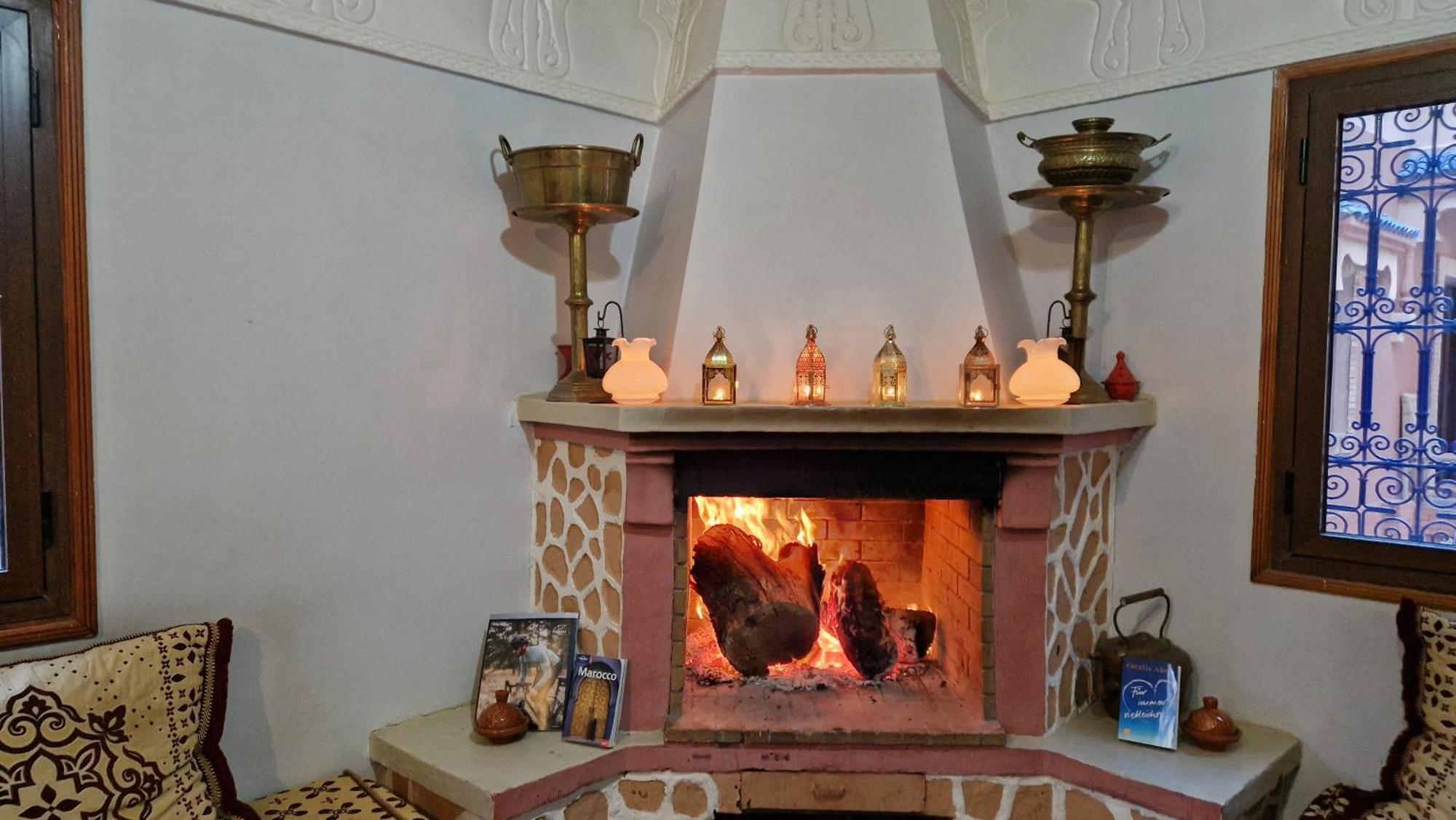 Berbere De La Montagne Hotel Imdiazene Buitenkant foto