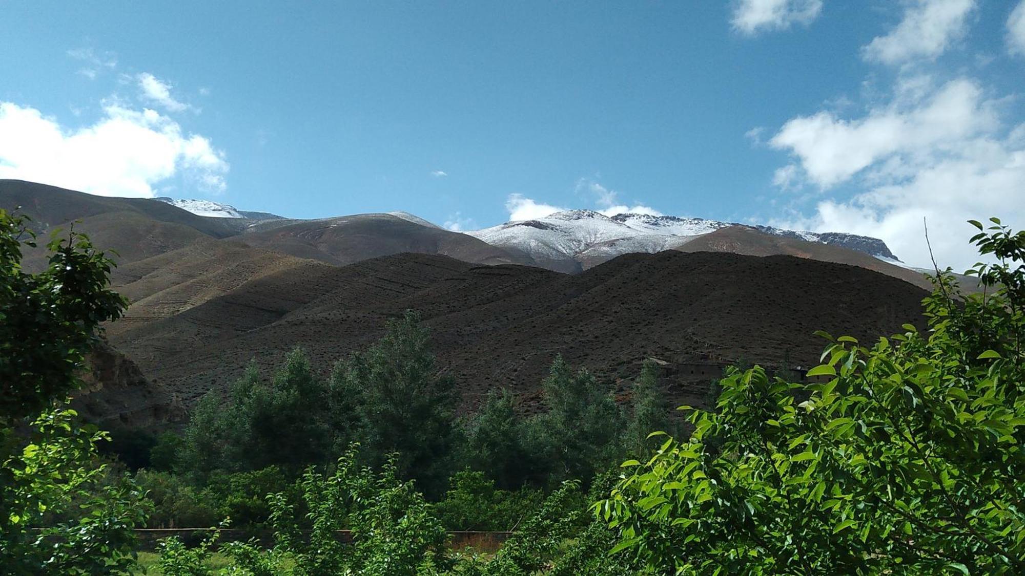 Berbere De La Montagne Hotel Imdiazene Buitenkant foto