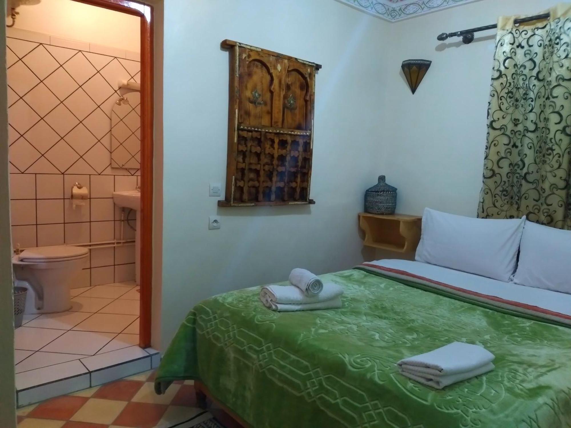 Berbere De La Montagne Hotel Imdiazene Kamer foto
