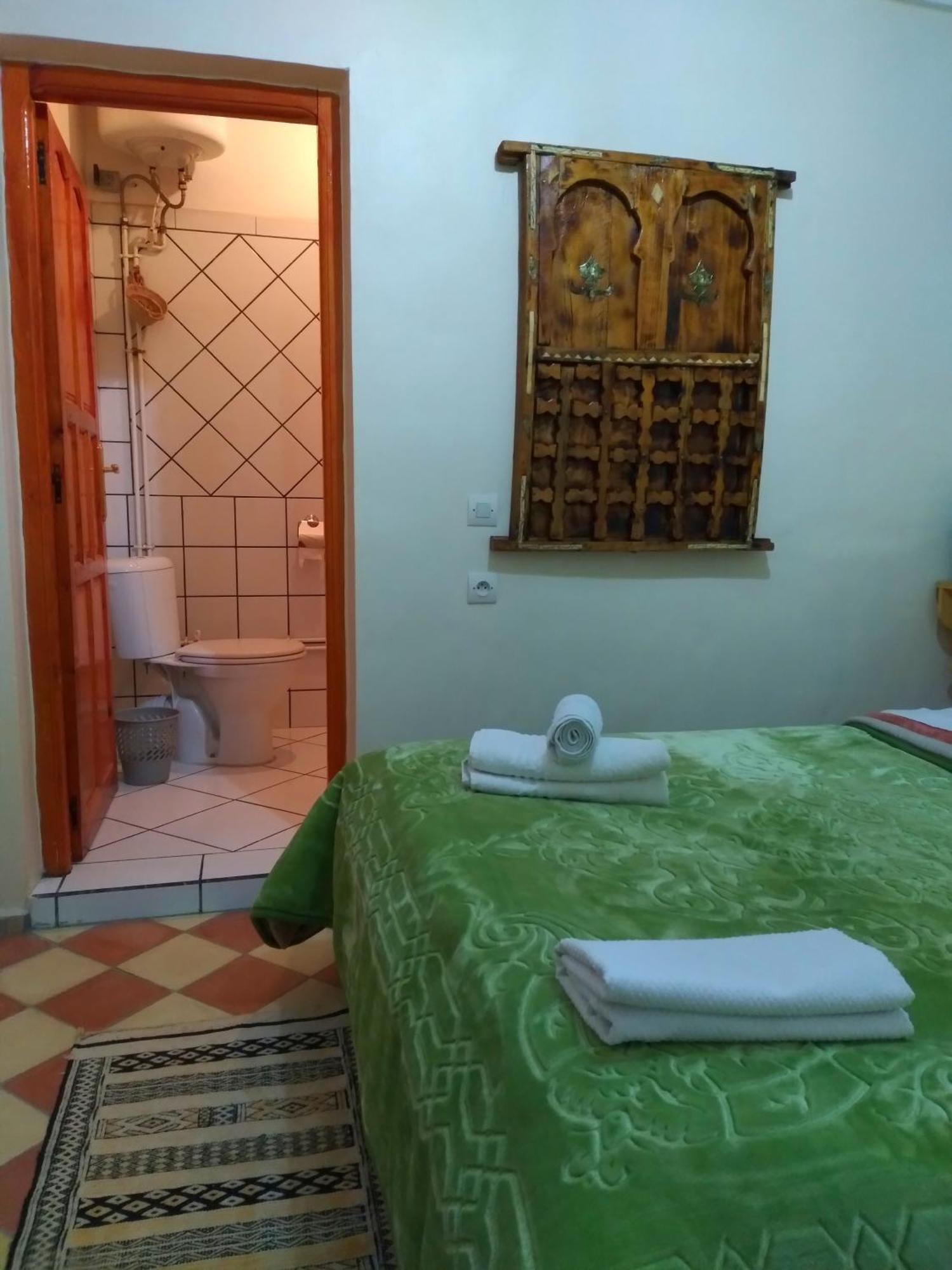 Berbere De La Montagne Hotel Imdiazene Kamer foto