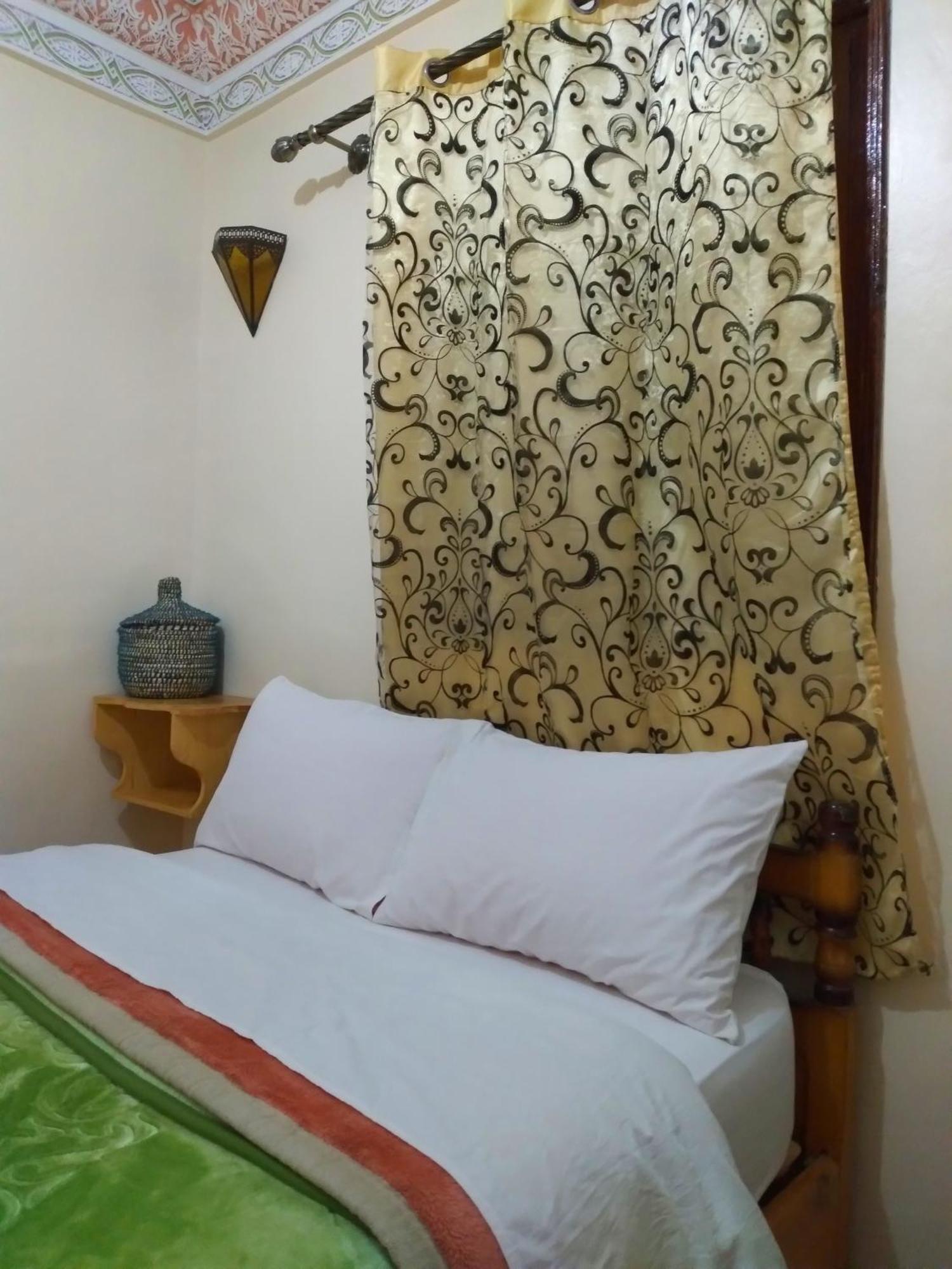 Berbere De La Montagne Hotel Imdiazene Kamer foto