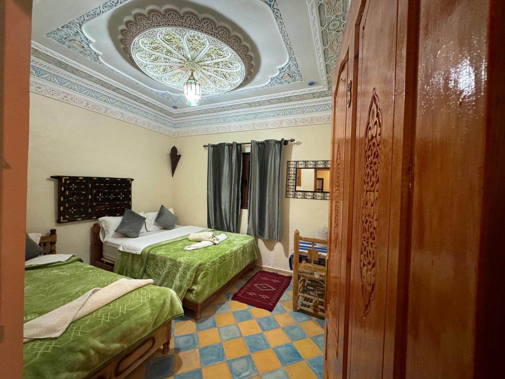 Berbere De La Montagne Hotel Imdiazene Buitenkant foto