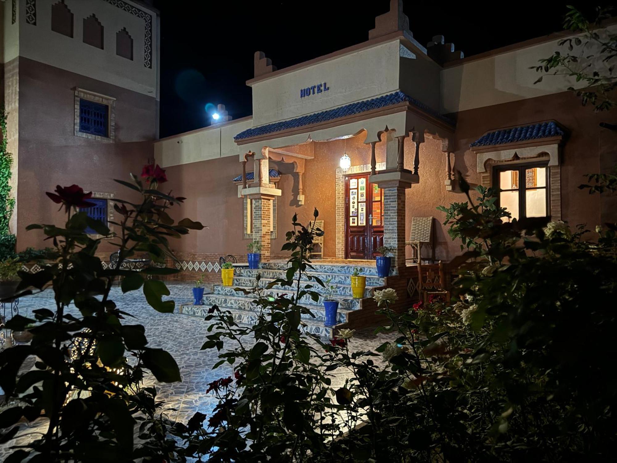 Berbere De La Montagne Hotel Imdiazene Buitenkant foto